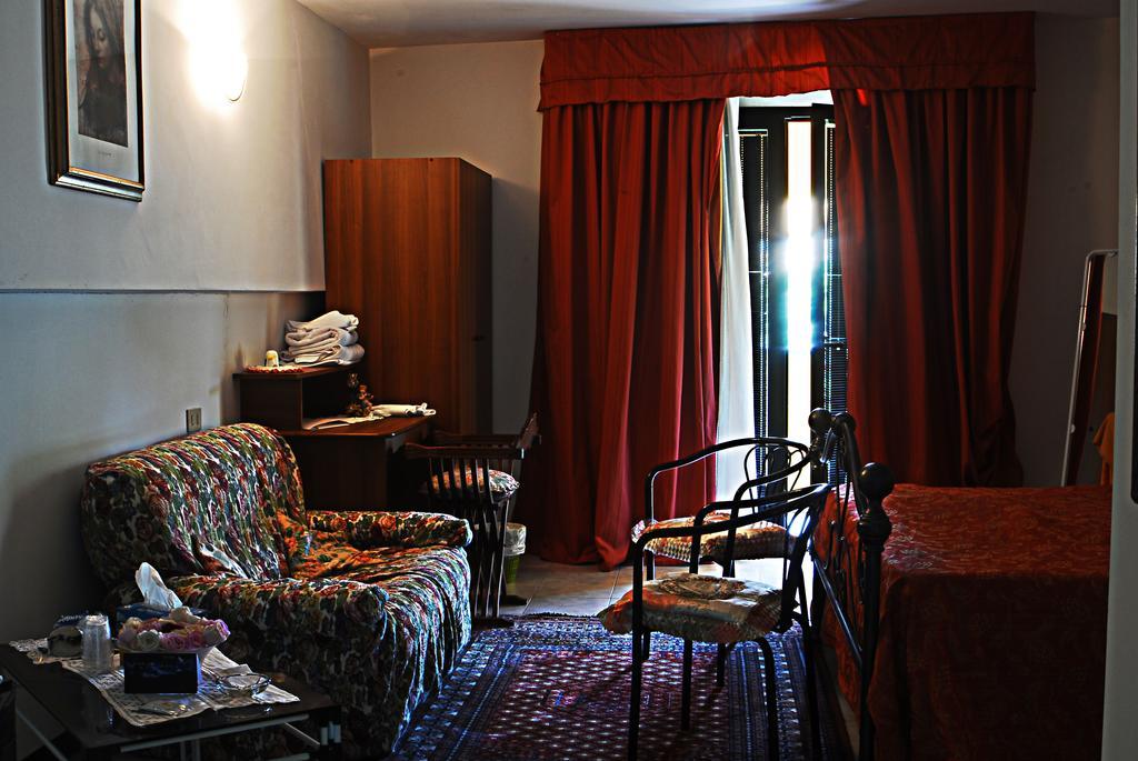 Hotel Ebe San Piero a Sieve Luaran gambar